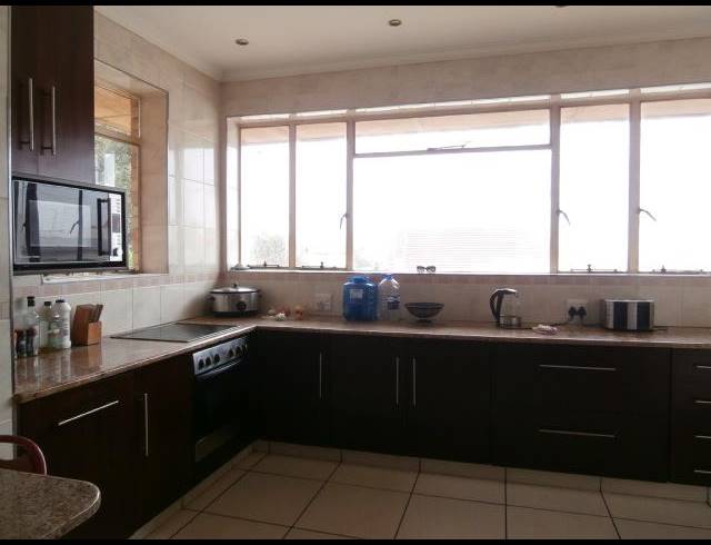 3 BEDROOM HOUSE FOR SALE IN LINMEYER